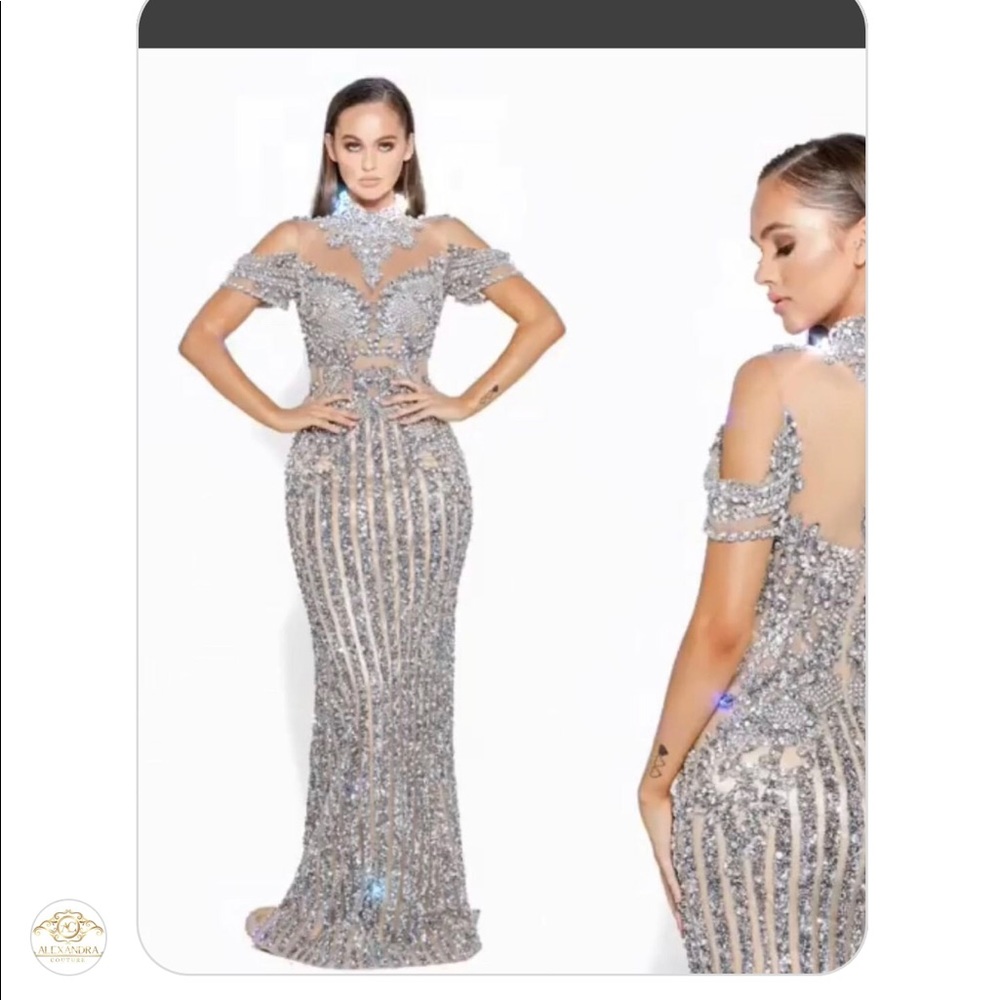 Portia scarlet size 16
